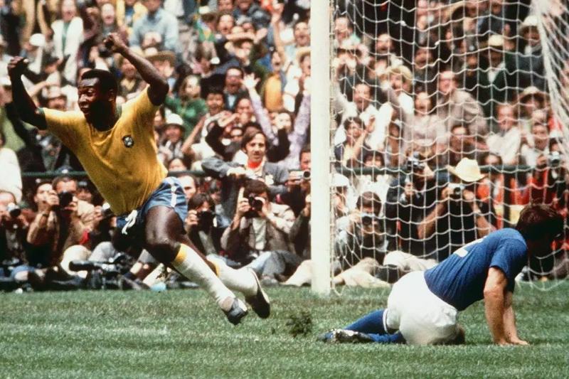 Cố danh thủ Pele ghi Hattrick ở vòng chung kết World Cup